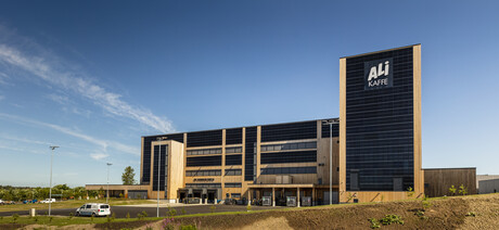 Ettevõtte Joh. Johannson Kaffe uus passiivmaja standardiga tootmishoone.