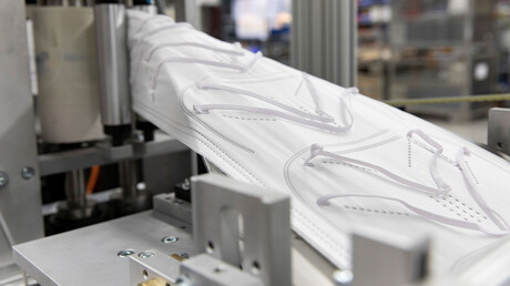 FFP-2 respiraatorid ettevõtte Unimatic tootmises.