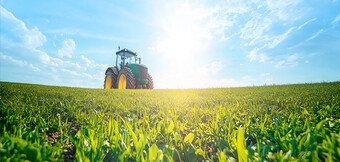 Ettevõtte KAESER KOMPRESSOREN suruõhukompressorid põllumajanduses rakendatuna – vastupidavad lahendused kõigi põllumajanduslike rakenduste ja masinate käitamise jaoks.